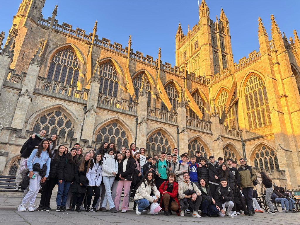 14 PROGRAMA DE INMERSION LINGUISTICA PARA GRUPOS ESCOLARES EN REINO UNIDO E IRLANDA