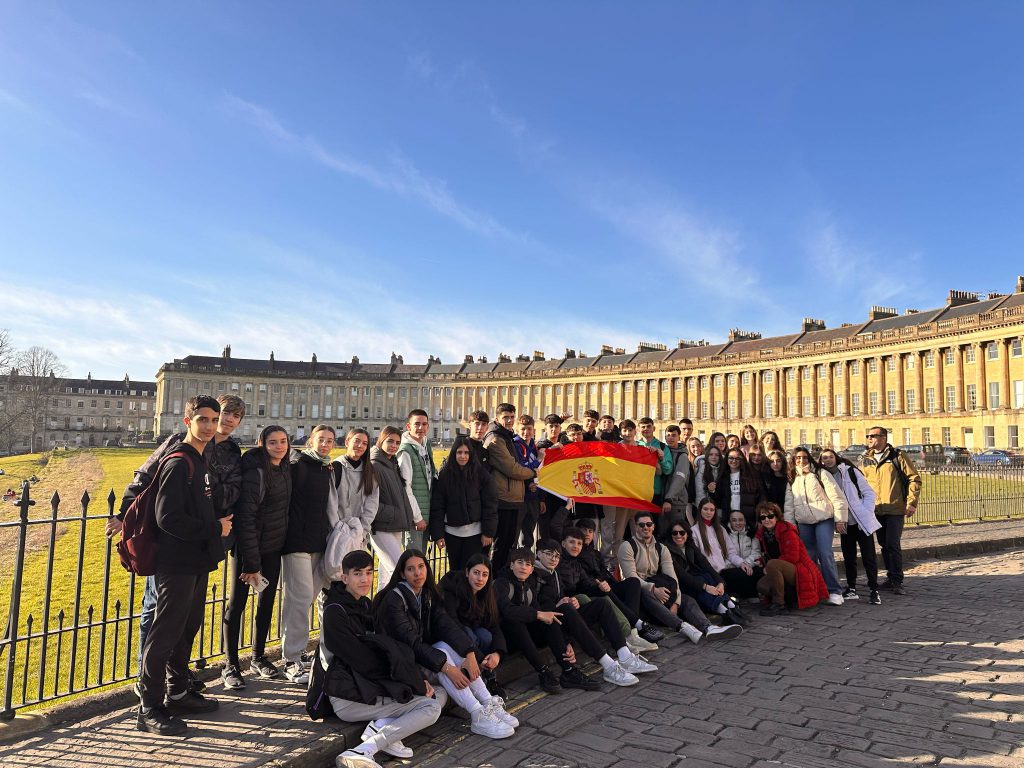 15 PROGRAMA DE INMERSION LINGUISTICA PARA GRUPOS ESCOLARES EN REINO UNIDO E IRLANDA