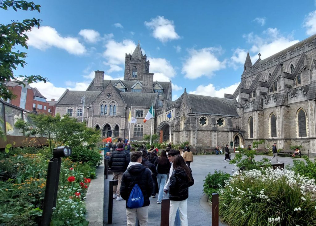 12 programa de inmersion linguistica para grupos escolares en reino unido e irlanda
